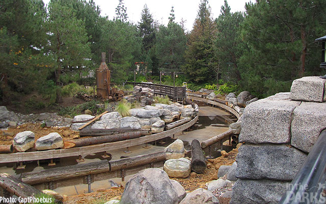 Disneyland, In the Parks: Disneyland Resort Pixie-Dusting