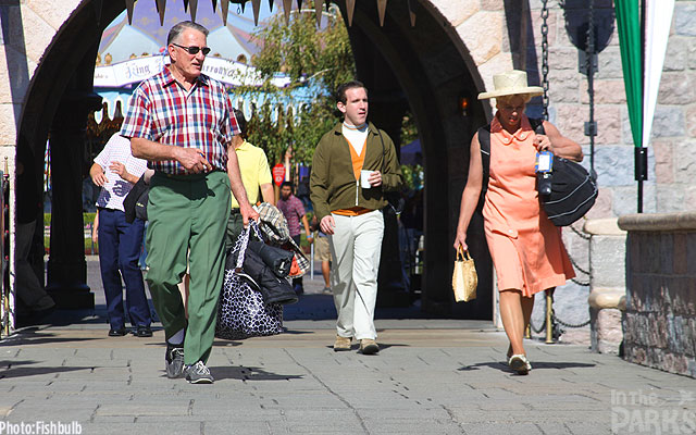 extras from the film, Saving Mr. Banks at Disneyland