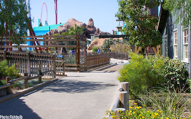 Knott's, Knott&#8217;s Hires Monsters and Preserves More of Ghost Town