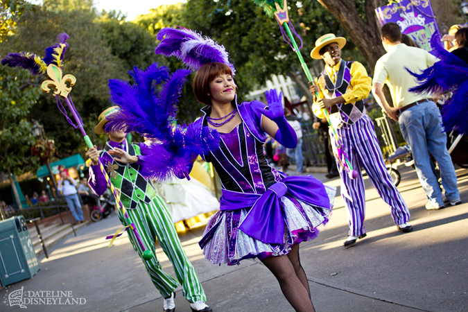 mardi gras, Disneyland celebrates Mardi Gras as Tinker Bell Half Marathon races through Anaheim