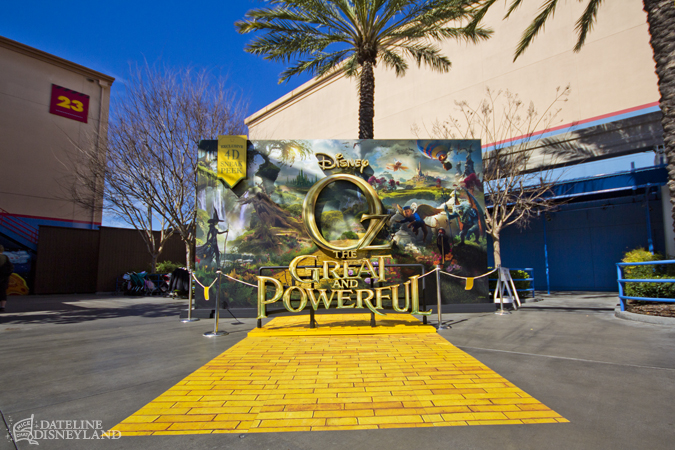oz the great and powerful, Oz the Great and Powerful floats into Disneyland Resort as True Love Week comes to the parks