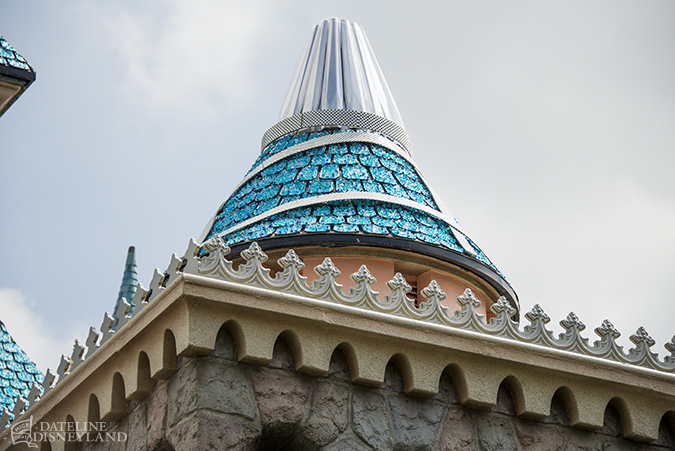 Sleeping Beauty Castle, Diamonds appear on Sleeping Beauty Castle as Smokejumpers land in Disney California Adventure