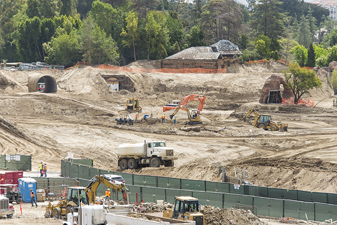 Star Wars expansion, Star Wars expansion continues to take shape as Disneyland prepares for summer